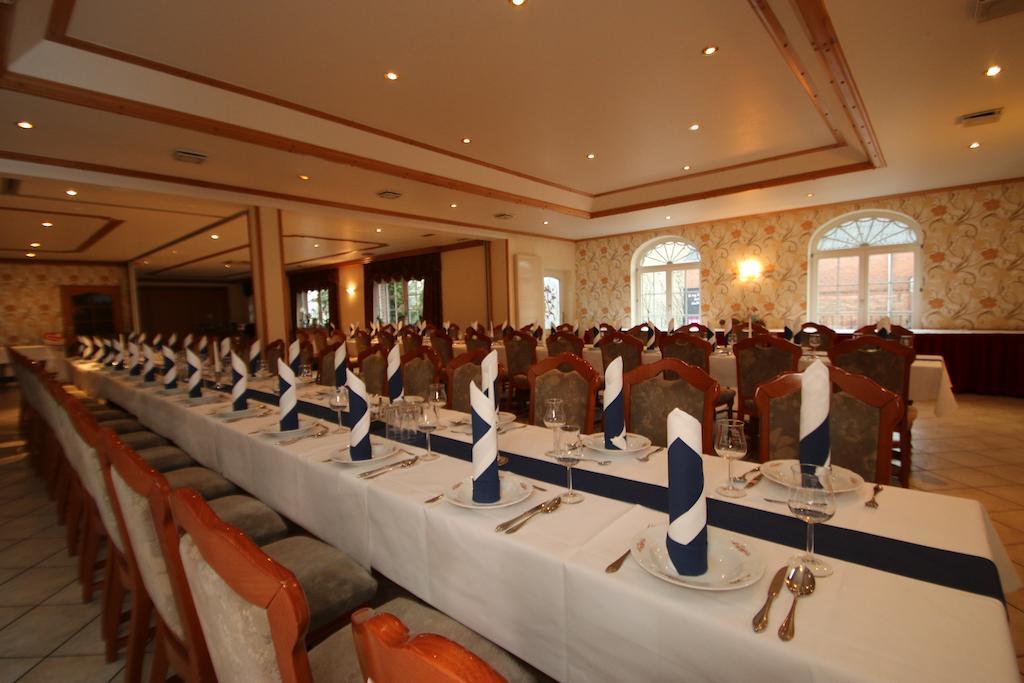 Hotel -Winterfelder Hof Apenburg-Winterfeld Kültér fotó